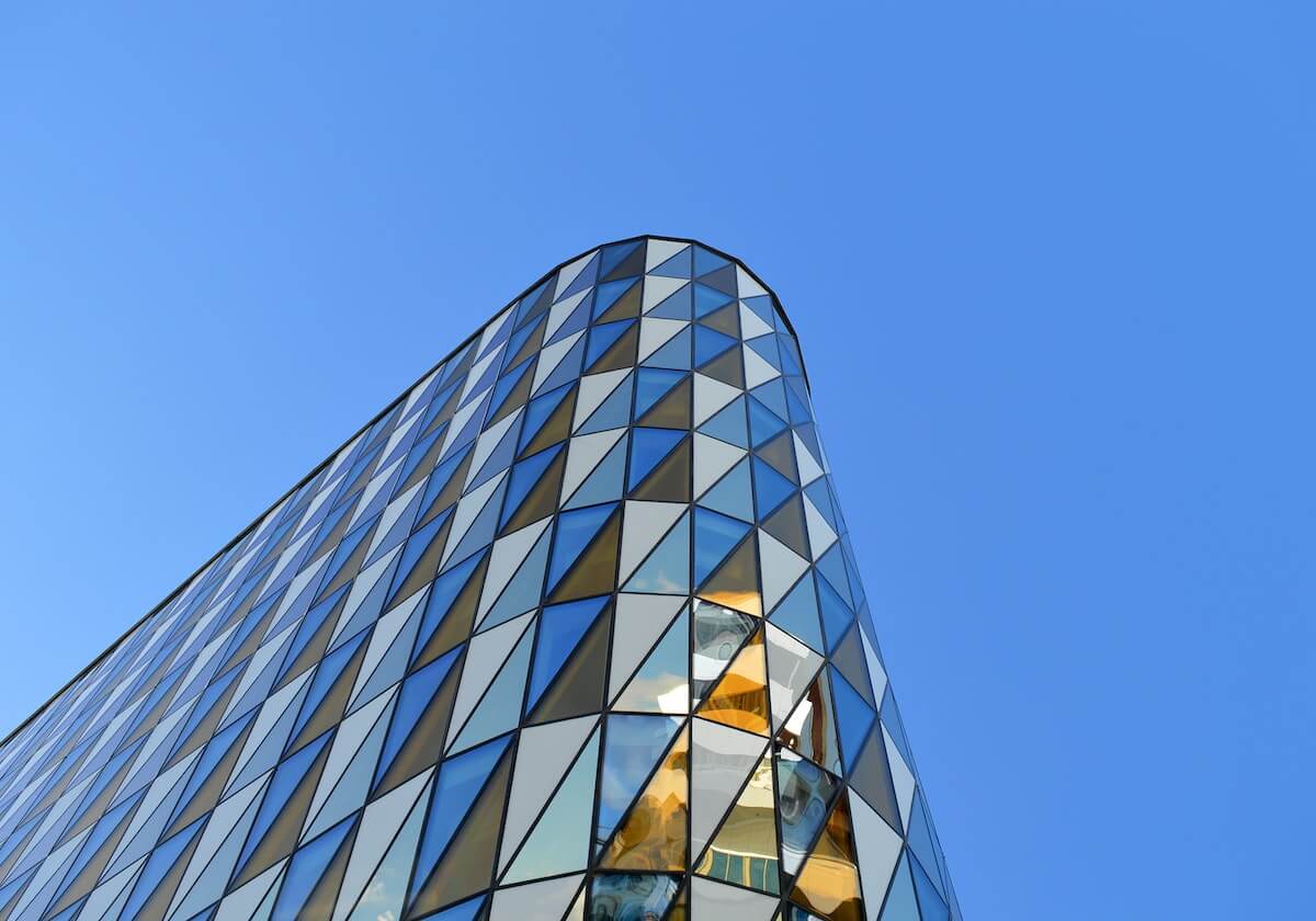 半岛体育：海岸线上的运动生活方式