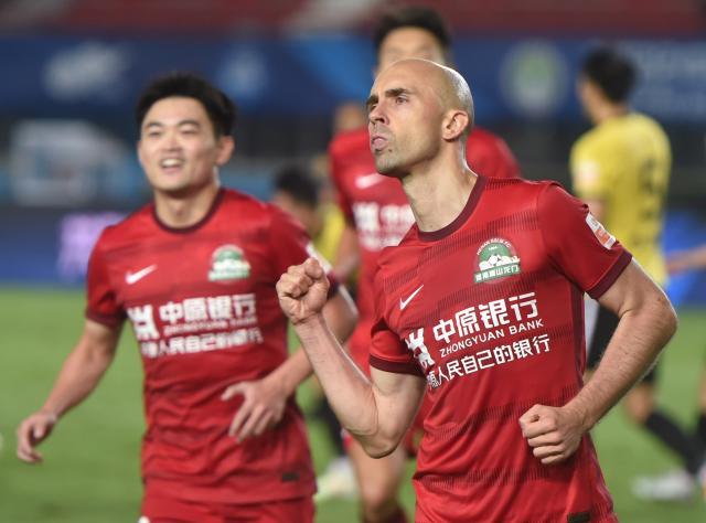 kaiyun应用-阿德里安称愿免薪当波兰主帅 承诺晋级2024欧洲杯