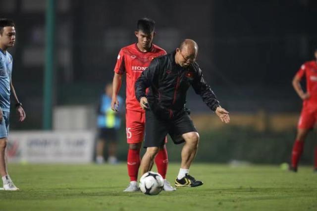 开云移动端-越南洗牌！最新30人名单多位名将落选 7名新人入队