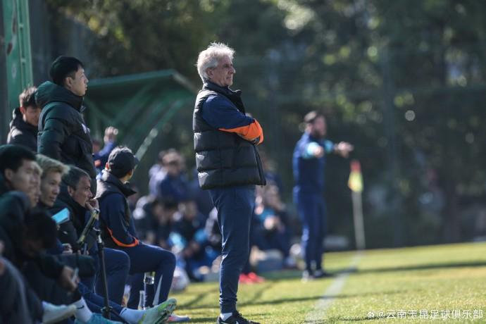 开云移动端-足球报：云南玉昆将在24日和朝鲜国家队热身